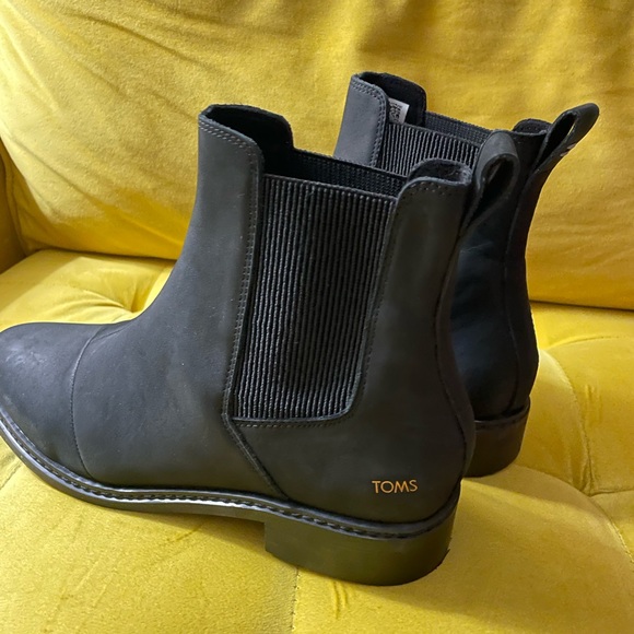 TOMS Charlie Black Leather Ankle Boot women’s 10M. - Picture 5 of 6